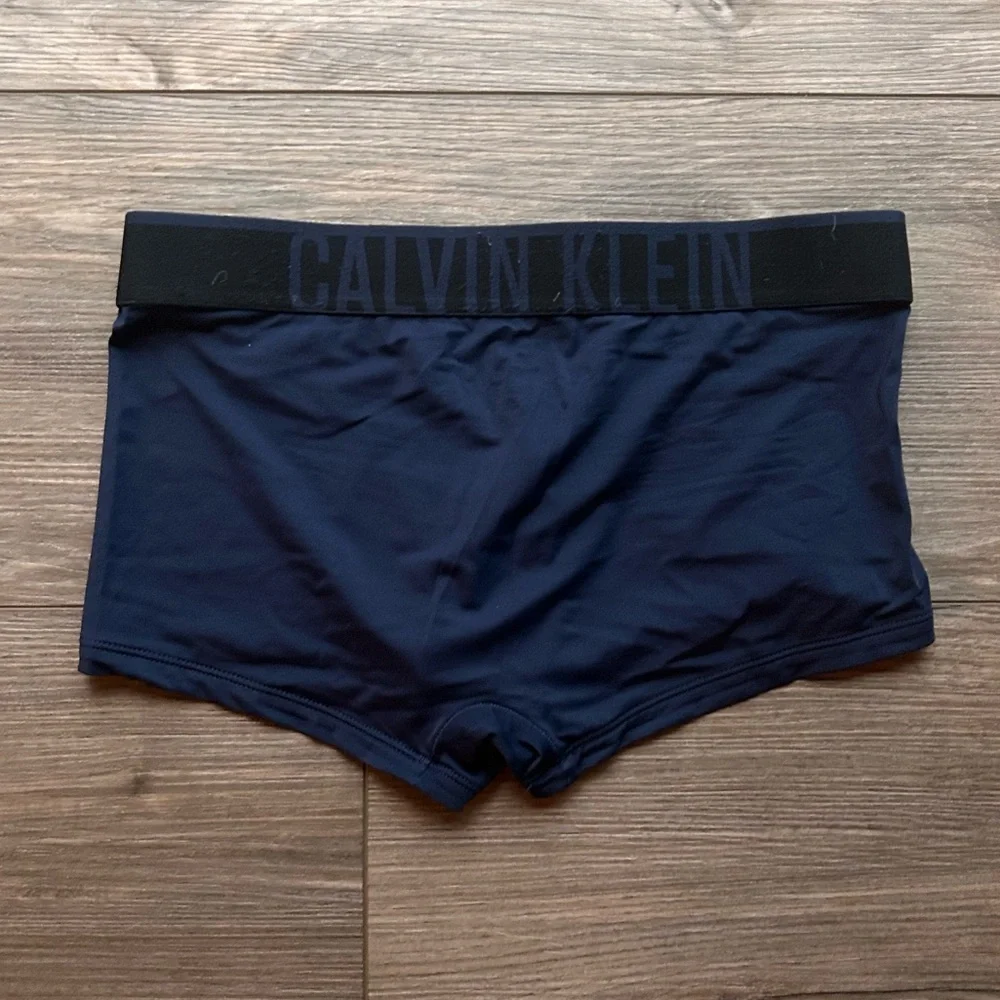 Calvin Klein | Intense Power Ultra Cooling Low Rise Trunk - Blue (Small)